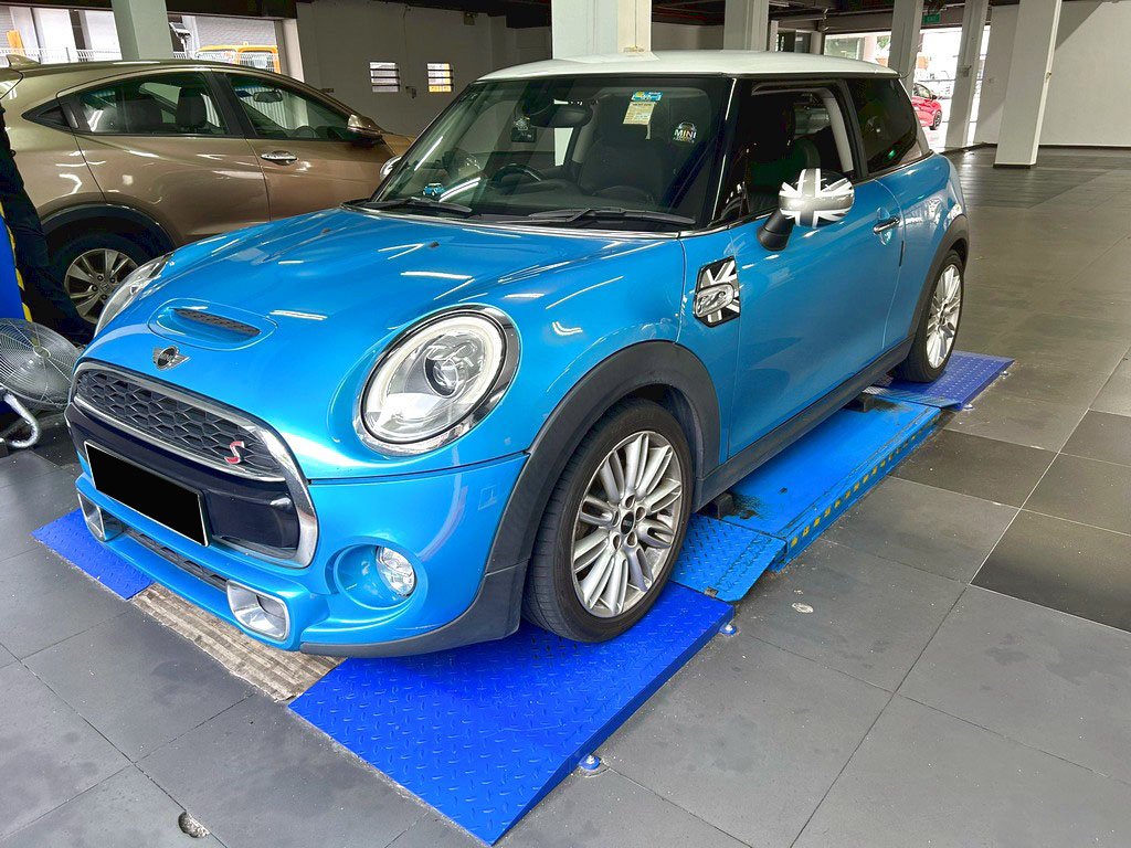 Mini Cooper S Hatchback 3DR LED DSC NAV