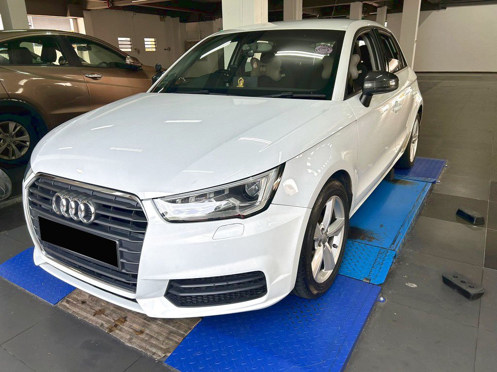 Audi A1 SB 1.0 TFSI (PI)