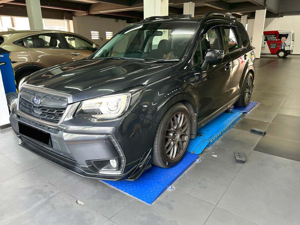 Subaru Forester 2.0XT CVT Awd Sunroof