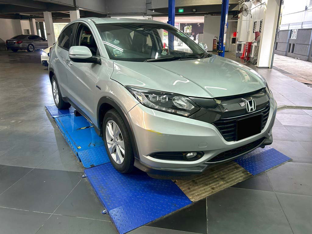 Honda Vezel 1.5X Auto (Hybrid)