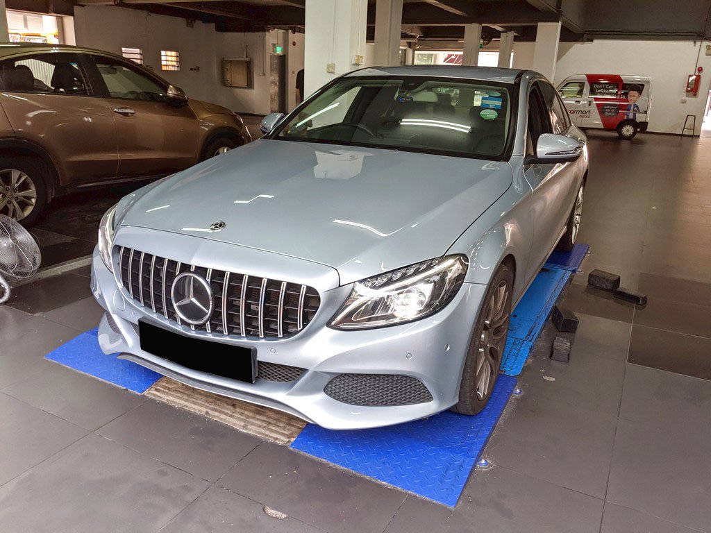 Mercedes Benz C180 Avantgarde (R17 LED)