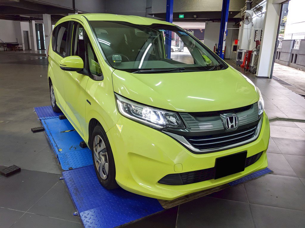 Honda Freed 1.5G Auto (Hybrid)