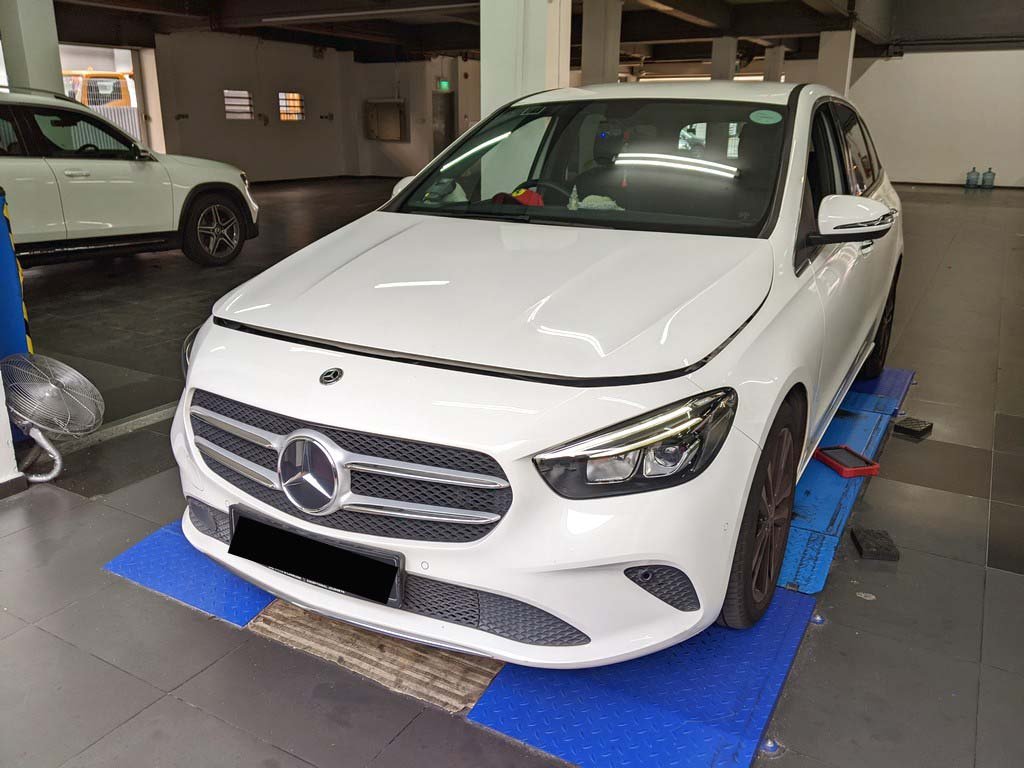Mercedes Benz B200 Progressive (R18 Led)