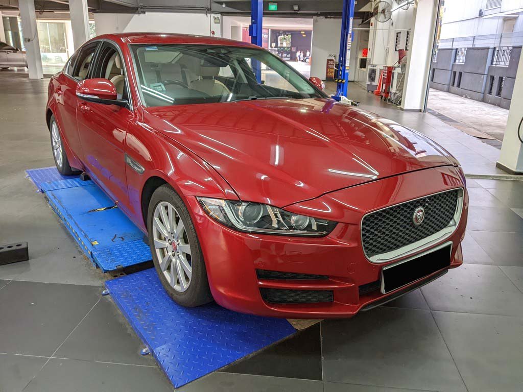 Jaguar XE 2.0 I4D TSS