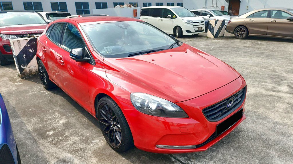 Volvo V40 T2 (A)