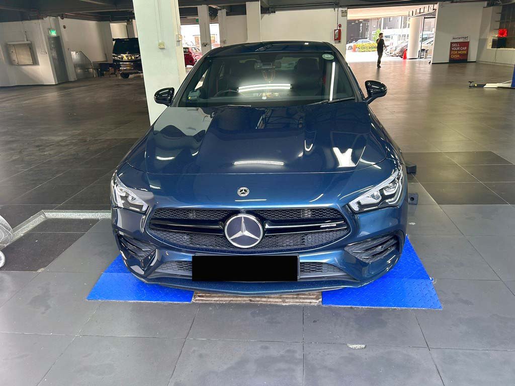 Mercedes Benz AMG CLA35 4Matic Coupe (ZR18 Led)