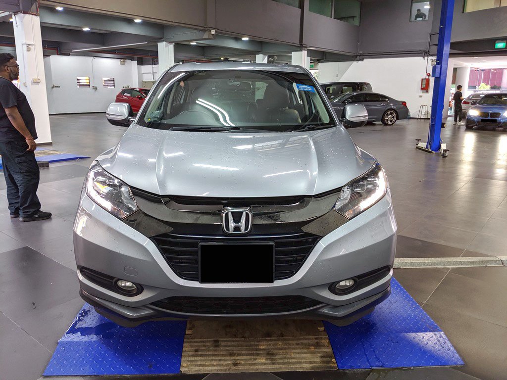 Honda Vezel 1.5X Auto (Hybrid)