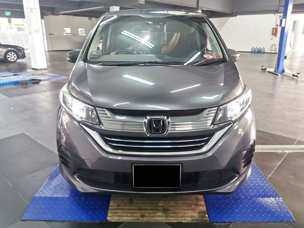 Honda Freed 1.5G A (Hybrid)