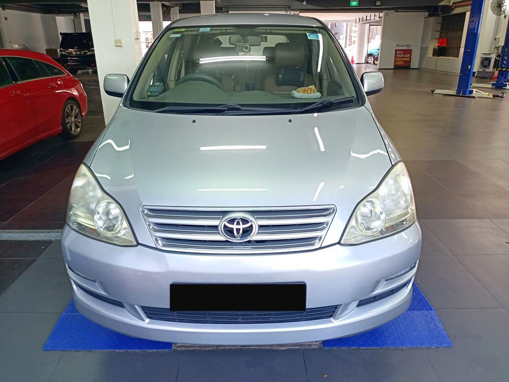 Toyota Picnic Auto W/o Roof Rack (COE Till 03/2024)