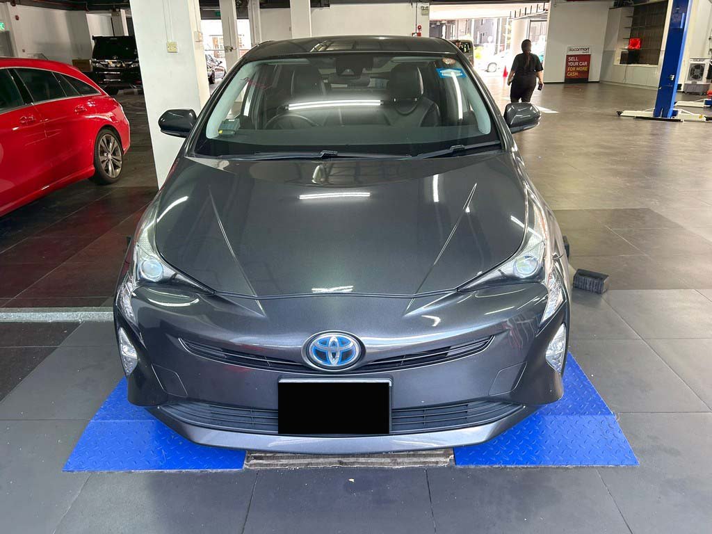Toyota Prius 1.8S CVT (Hybrid)