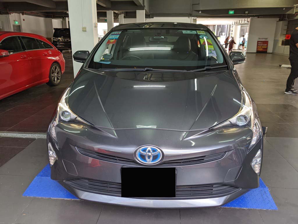 Toyota Prius 1.8S CVT (Hybrid)