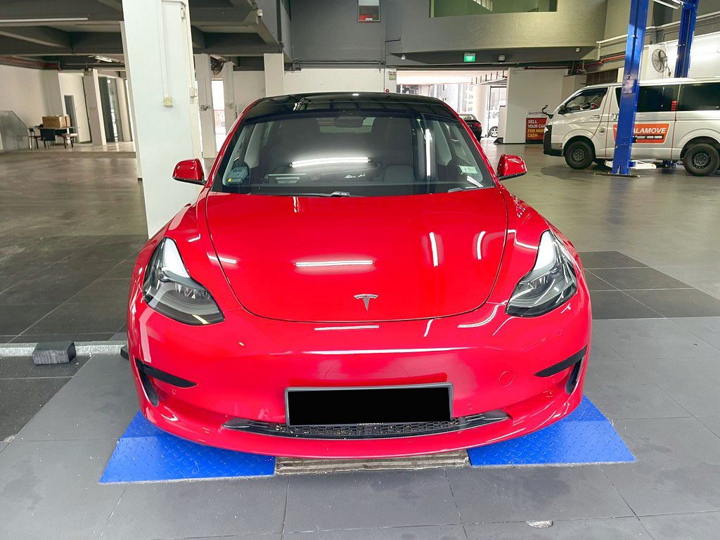 Tesla Model 3 RWD (Electric Vehicle)