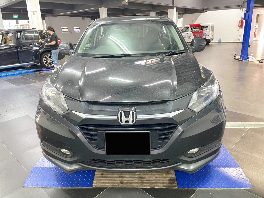 Honda Vezel 1.5X Auto (Hybrid)