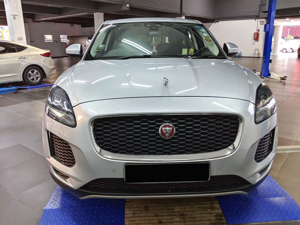 Jaguar E-Pace 2.0P (200PS)