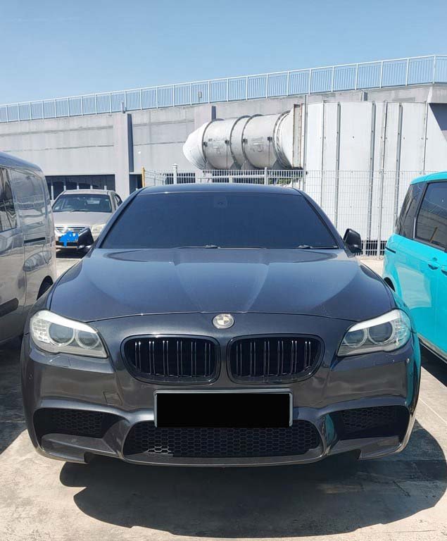 BMW 523I 2.5 At  (COE Till 03/2031)