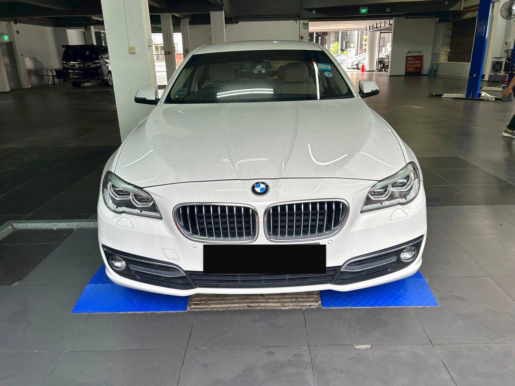 BMW 520i At D/ab 2wd 4dr Led Nav