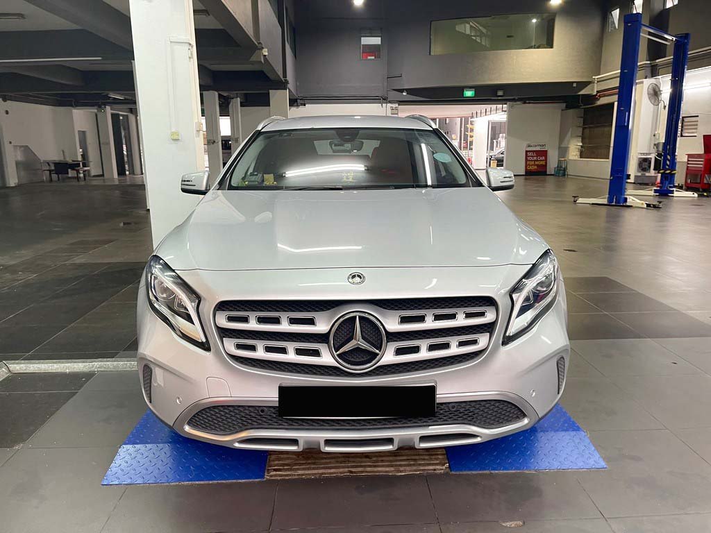 Mercedes Benz GLA180 Urban (R18 Led)