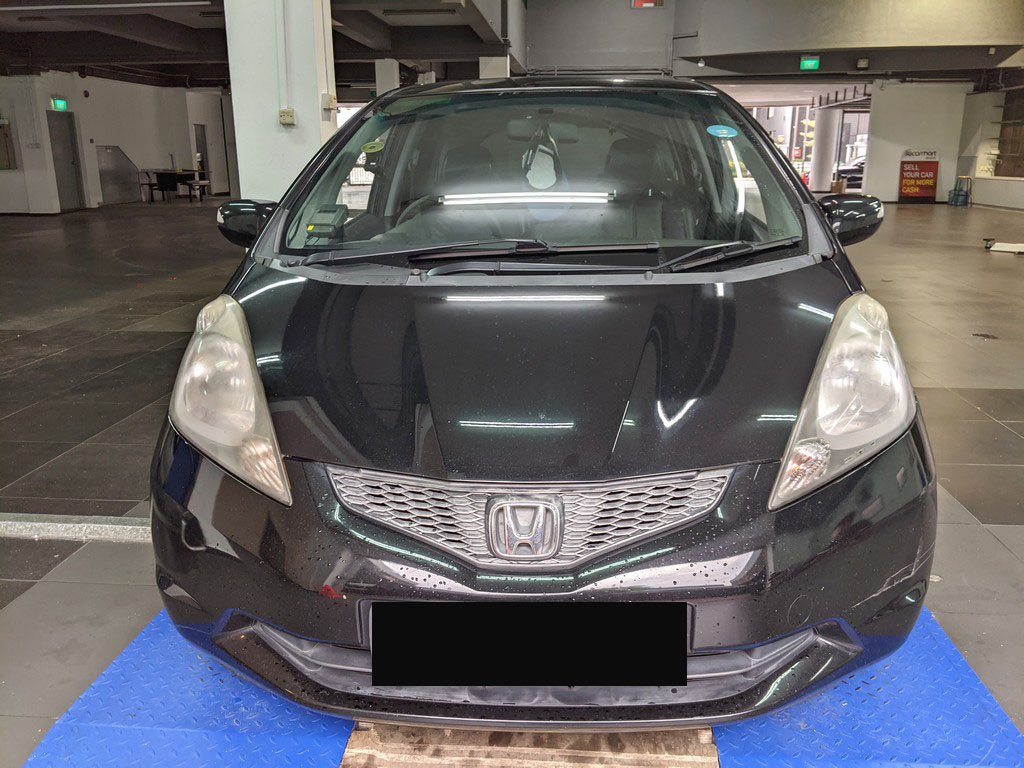 Honda Jazz 1.3l At (COE Till 07/2024)