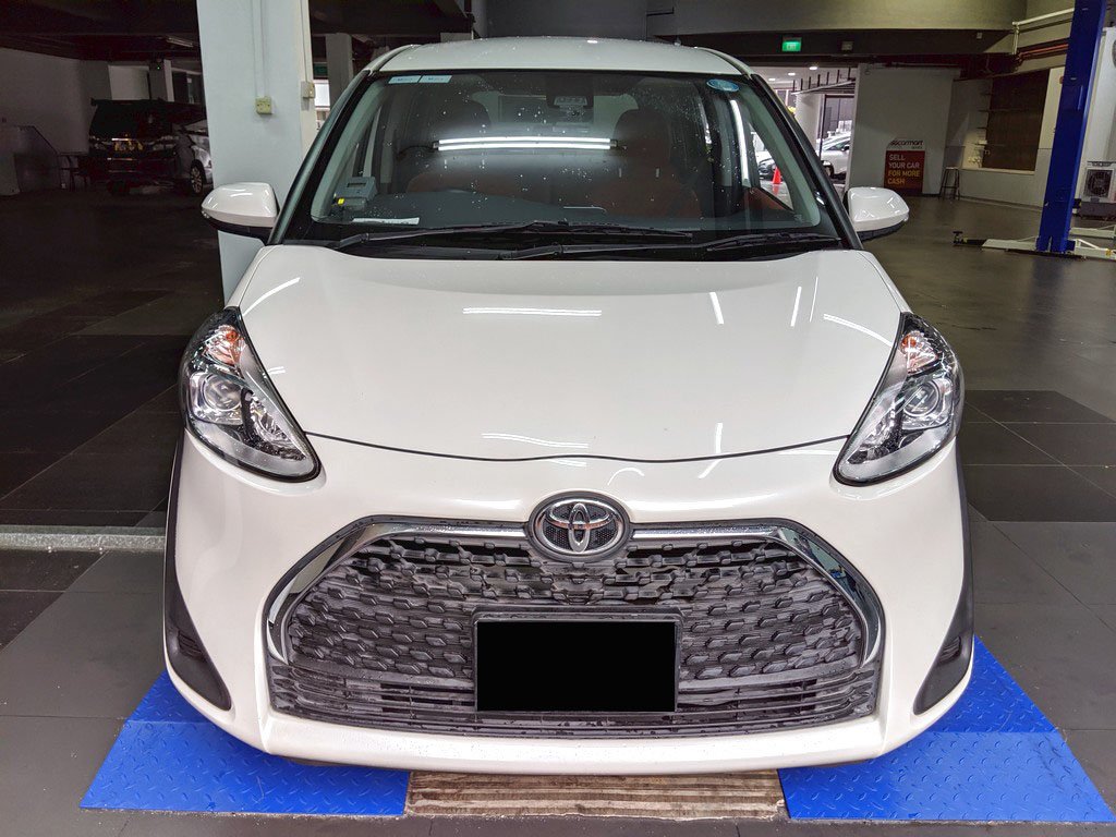 Toyota Sienta 1.5G CVT