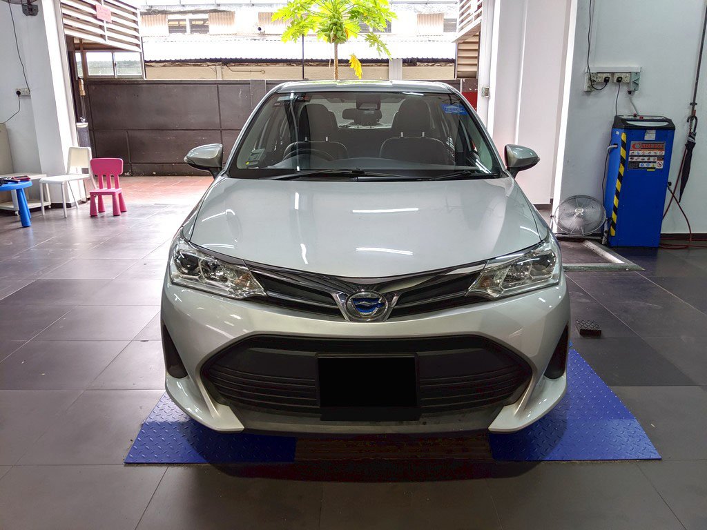 Toyota Corolla Axio 1.5EX CVT (Hybrid)