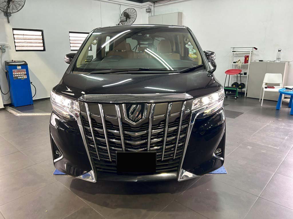 Toyota Alphard 8 Seater 2.5X CVT