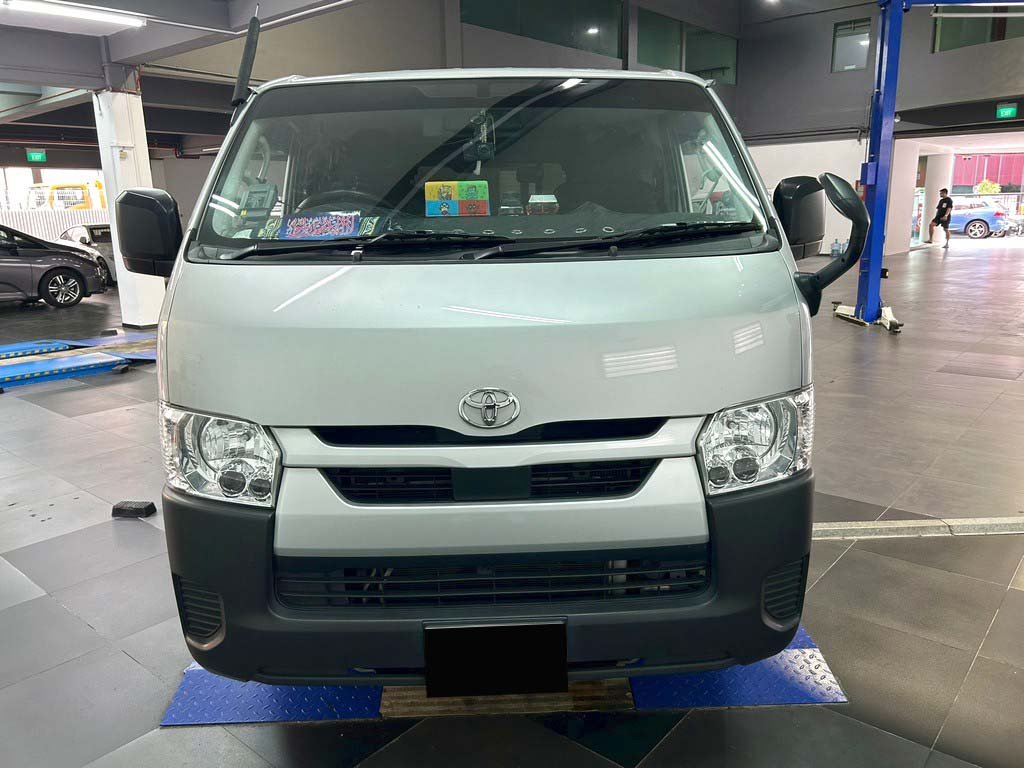 Toyota Hiace DX 2.0 Auto