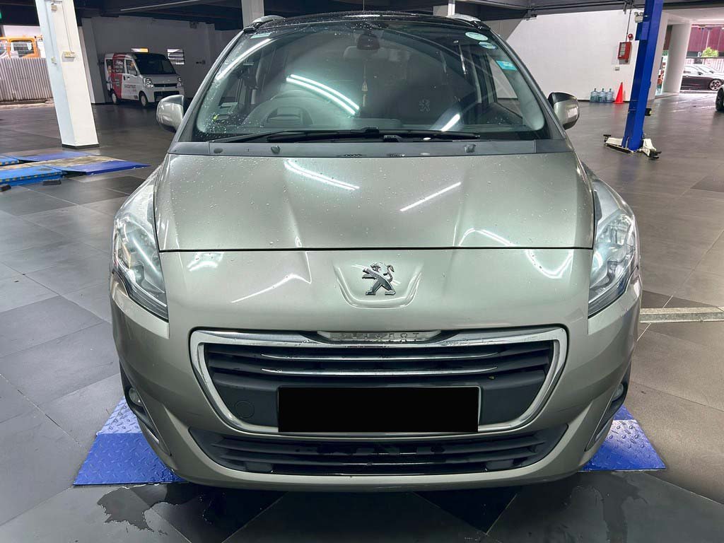 Peugeot 5008 1.6 BlueHDI Eat6 Sunroof