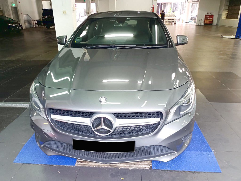 Mercedes Benz CLA180 (R18 BI)