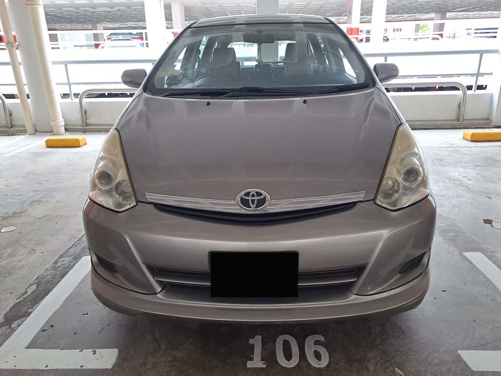 Toyota Wish 1.8 Auto (COE Till 10/2028)