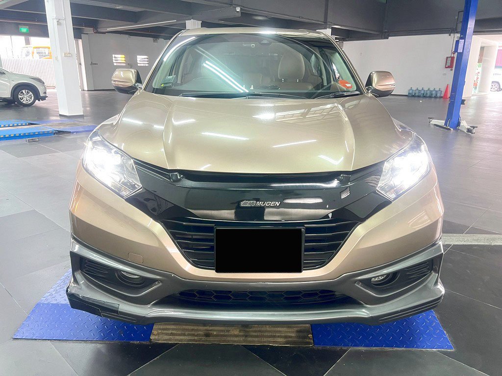 Honda Vezel 1.5X A (Hybrid)