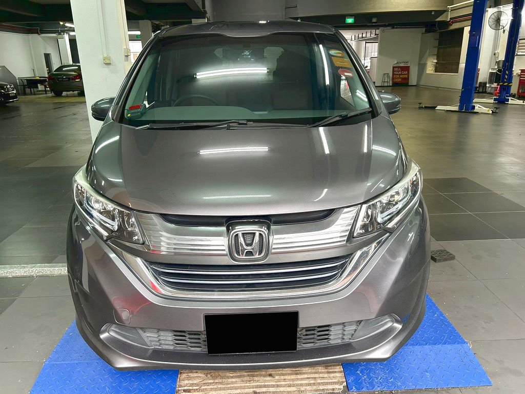 Honda Freed 1.5G Auto (Hybrid)
