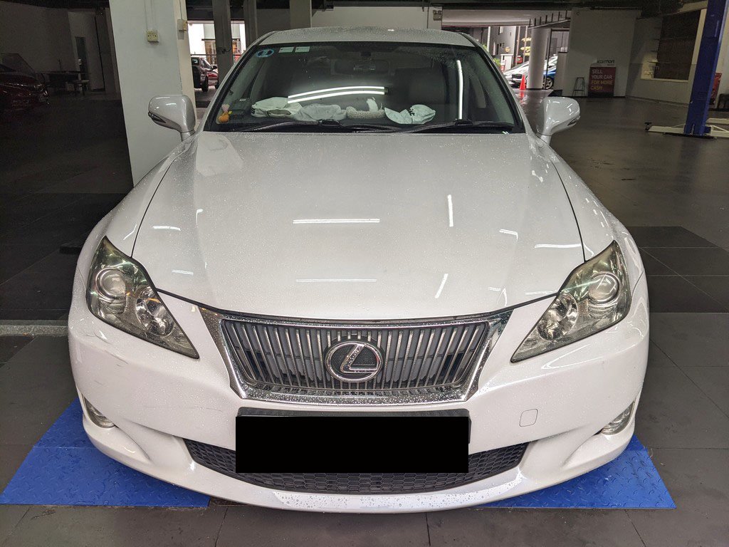 Lexus Is250 Auto Std Fl (COE Till 02/2029)