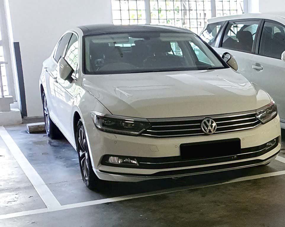 Volkswagen Passat B8 1.8 TFSI At Sunroof