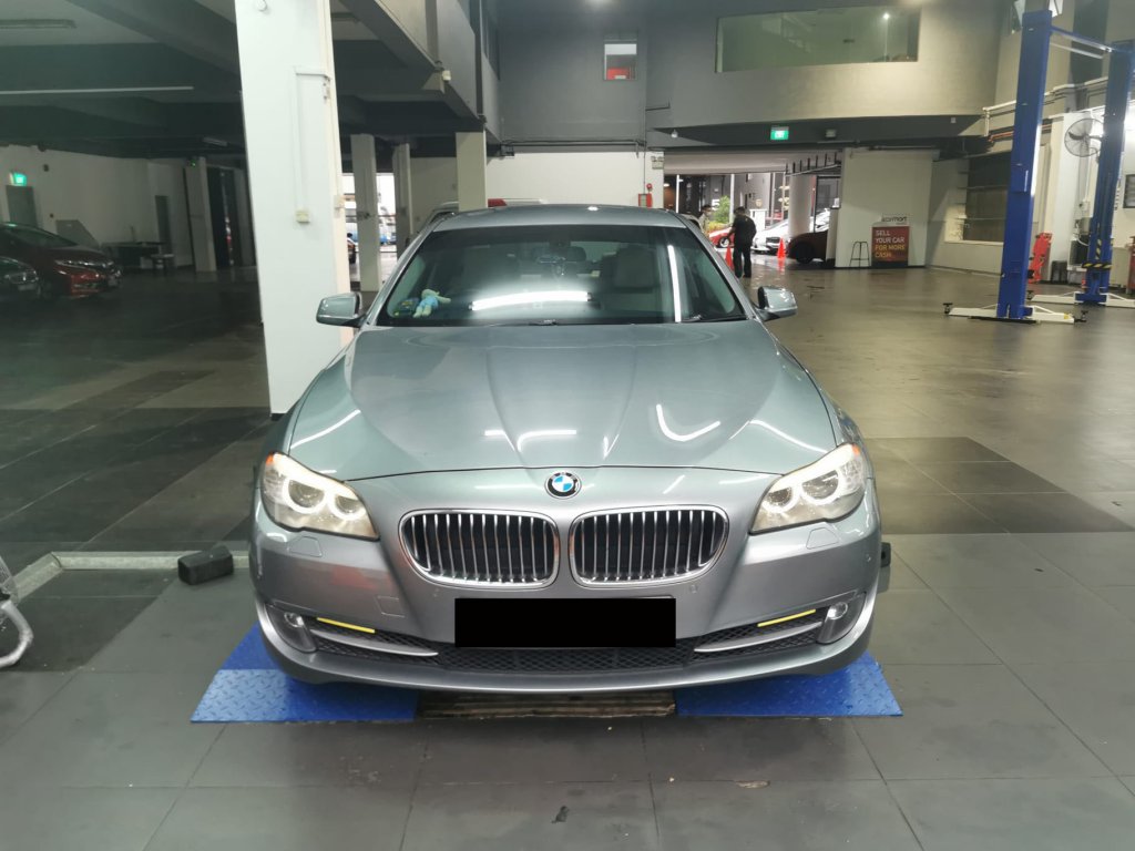 BMW 523i 2.5 At Abs D/ab 2wd 4dr Gas/d Nav (COE Till 04/2031)