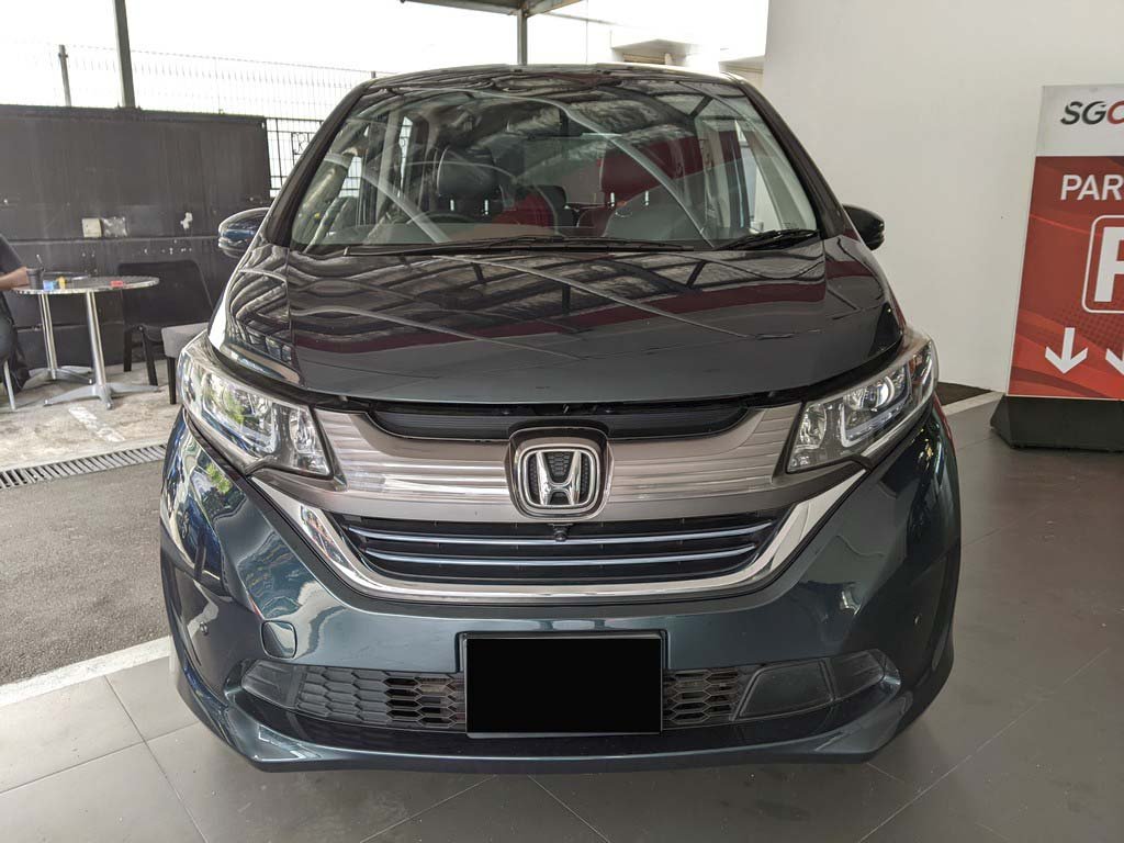 Honda Freed 1.5G Auto (Hybrid)