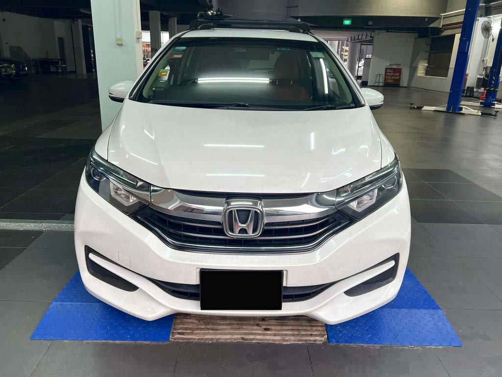 Honda Shuttle 1.5 Auto (Hybrid)