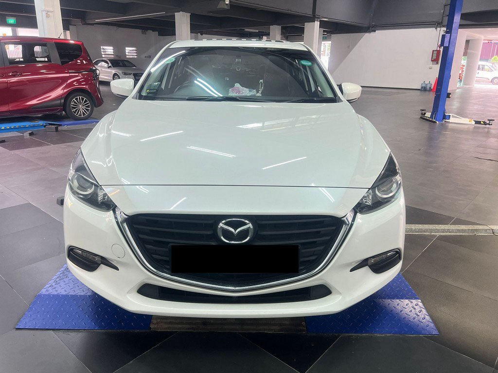 Mazda 3 Sedan 1.5 At Eu6