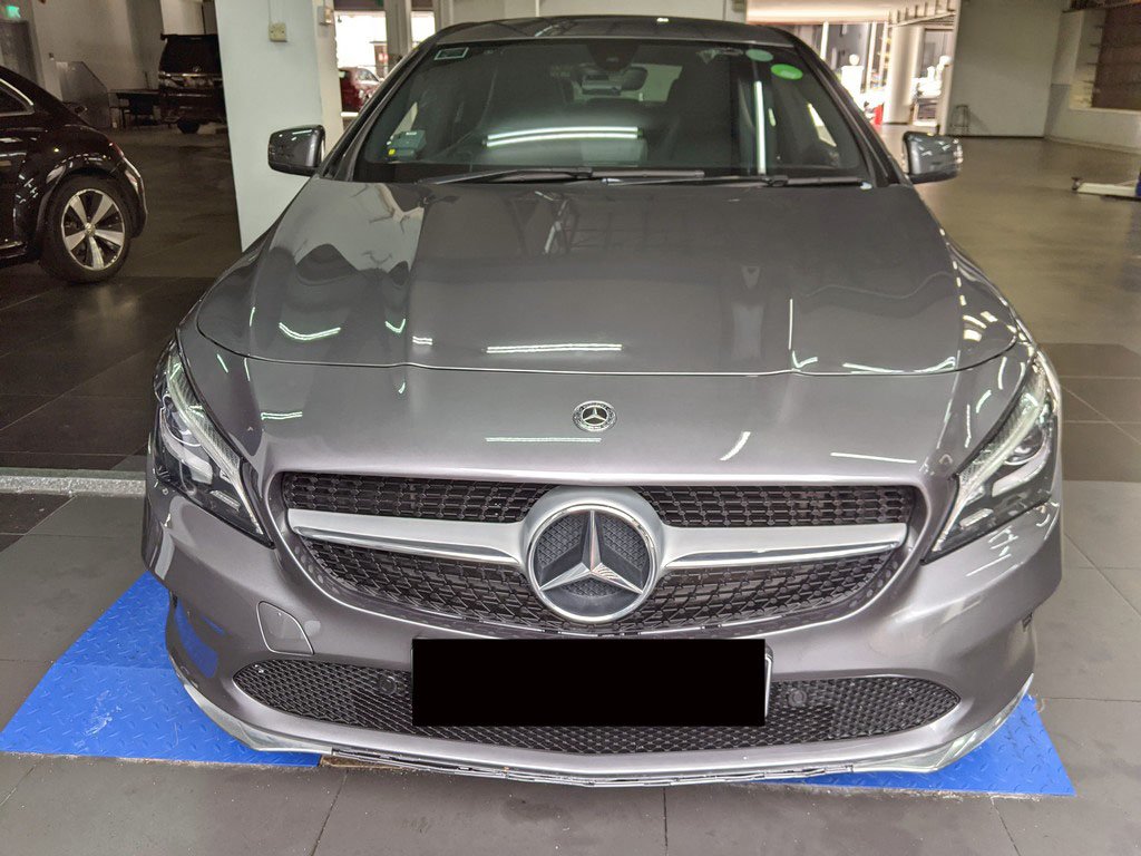 Mercedes Benz Cla180 Coupe Urban (r18 Led)
