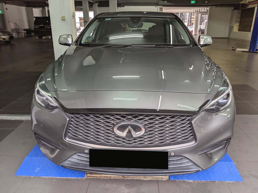 Infiniti Q30 1.5D Premium DCT