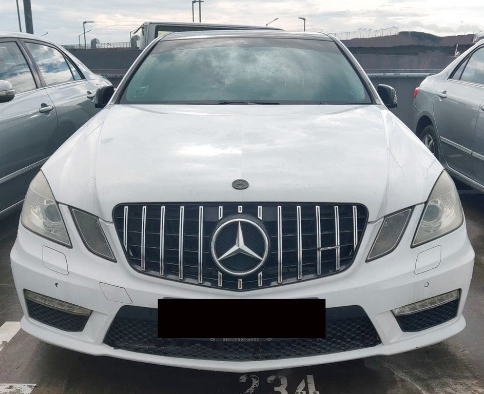 Mercedes Benz E 200cgi (COE Till 03/2030)