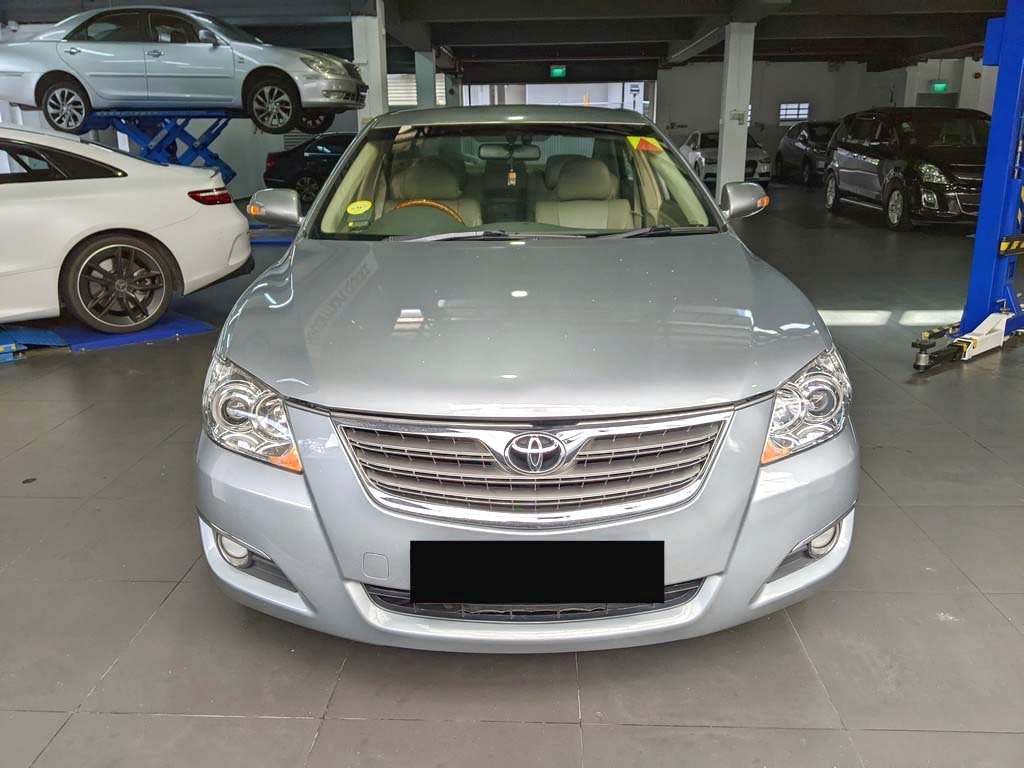 Toyota Camry 2.0 Auto (COE Till 04/2024)
