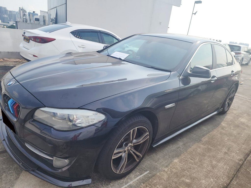 BMW 523i 2.5 At Abs D/ab 2wd 4dr Gas/d (COE Till 05/2030)