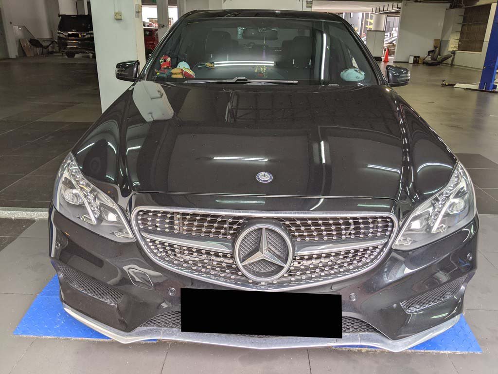 Mercedes Benz E250 Sedan Edition E (R18 Led)