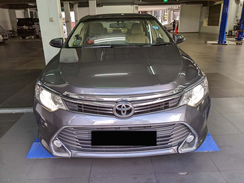 Toyota Camry 2.5 Auto