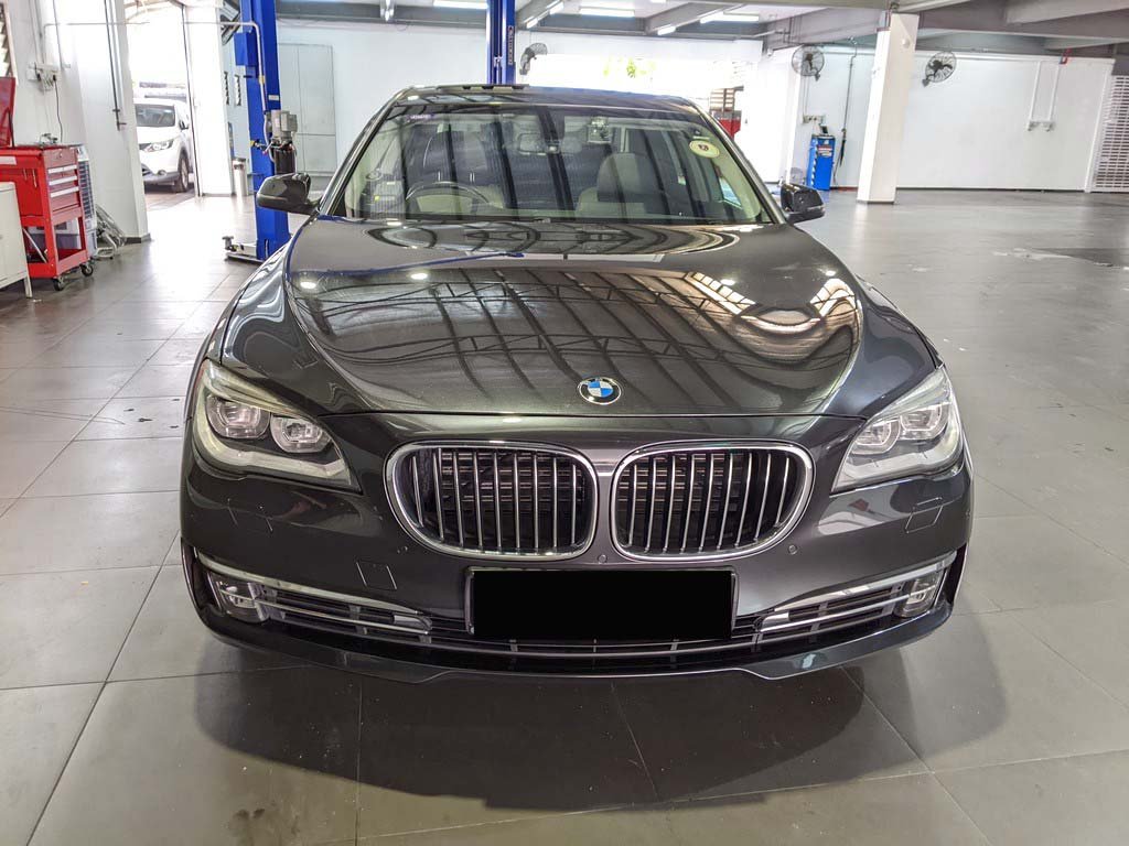 BMW 740LI At Sunroof