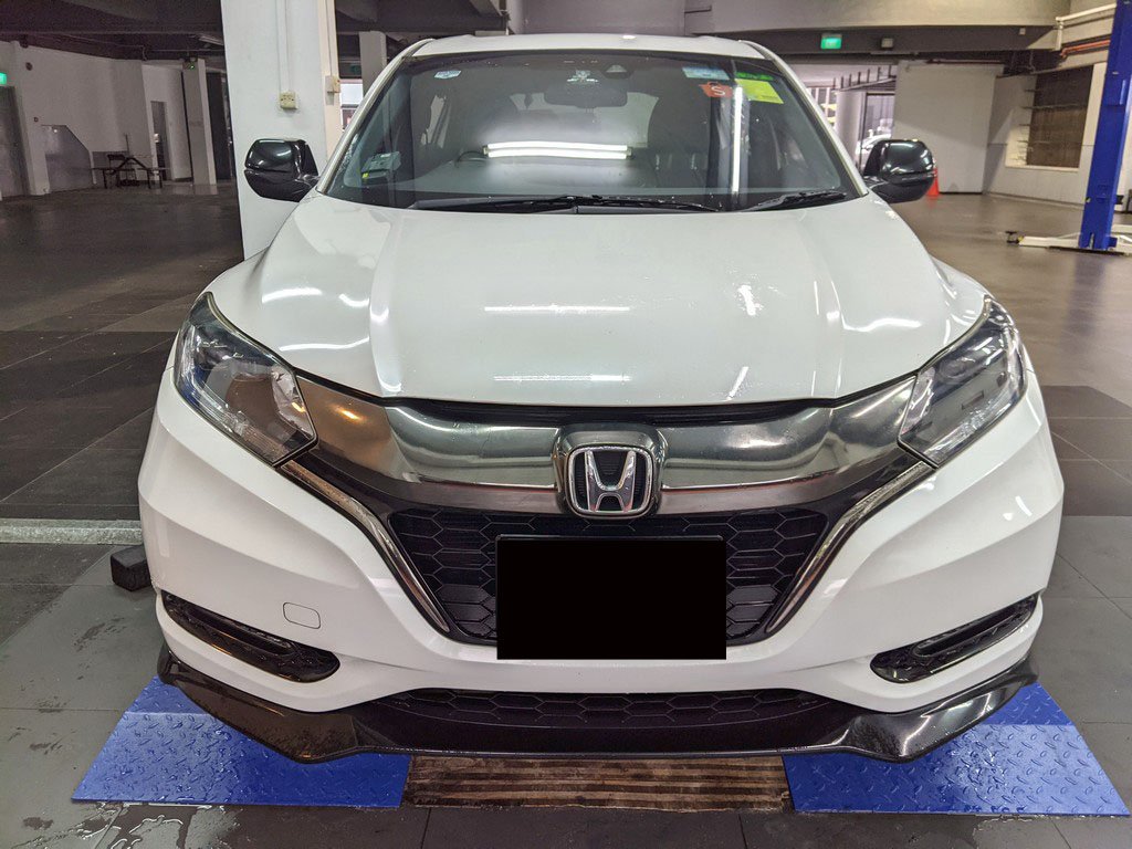 Honda Vezel 1.5rs Auto (Hybrid)