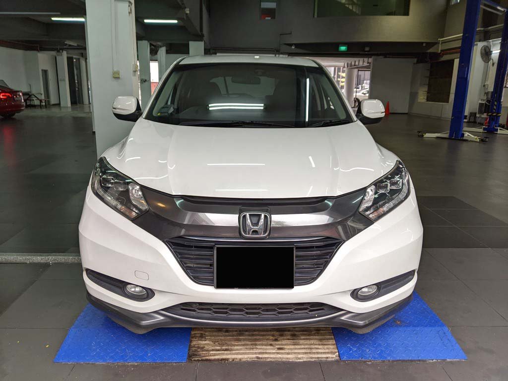 Honda Vezel 1.5X CVT (Hybrid)