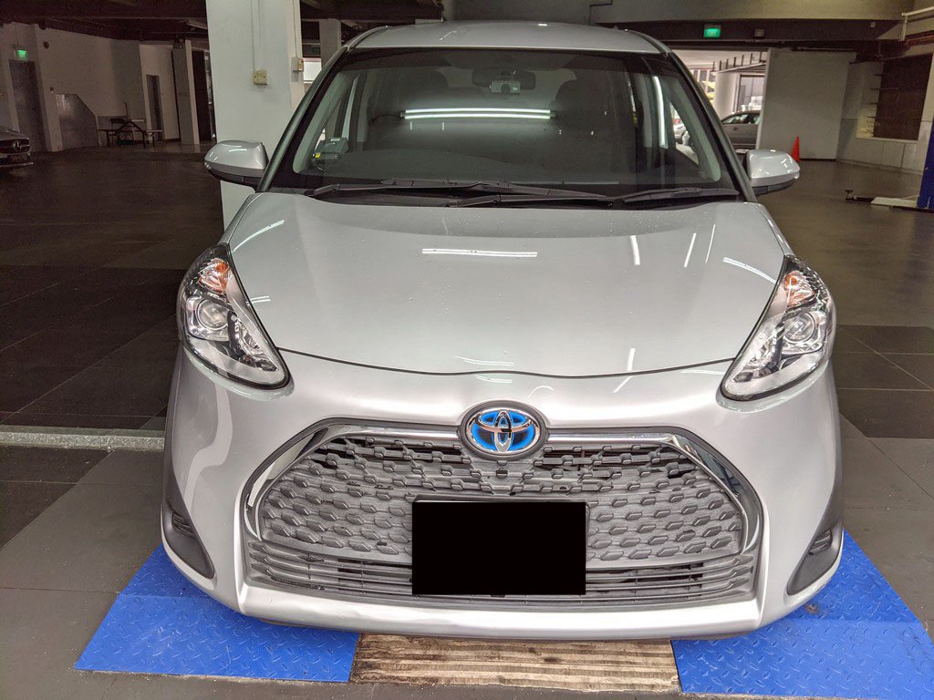 Toyota Sienta 1.5x 7 Seater Cvt (Hybrid)