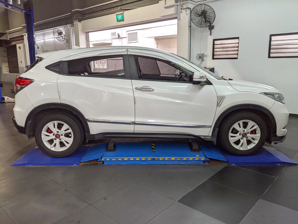 Honda Vezel 1.5x Cvt