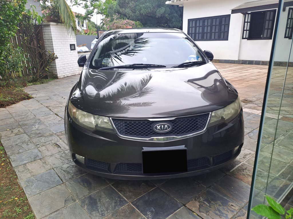 Kia Cerato Forte 1.6 At SX (COE Till 08/2029)